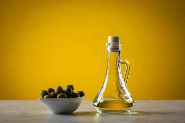 Olives Olive Oil Special Bottle — Stock Photo, Image