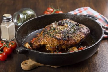 otlar pişmiş ev yapımı jambon