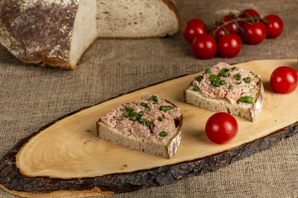 Bread with lard and pate — Stock Photo, Image