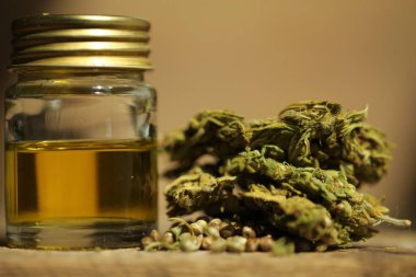 Kenevir yağı cbd ve kenevir bir tablo