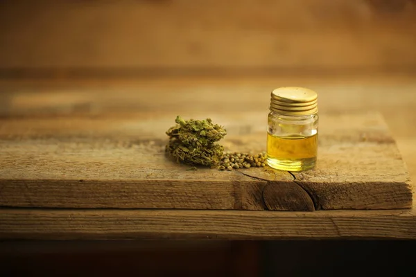 Olio Cannabis Cbd Canapa Tavolo — Foto Stock