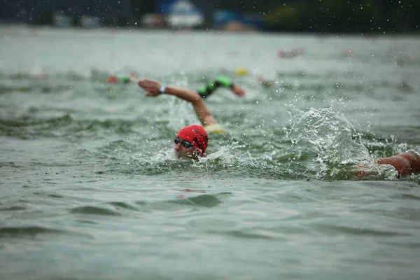 Belarus Minsk Julho 2018 Atletas Participantes Competições Natação Minsk Triathlon — Fotografia de Stock