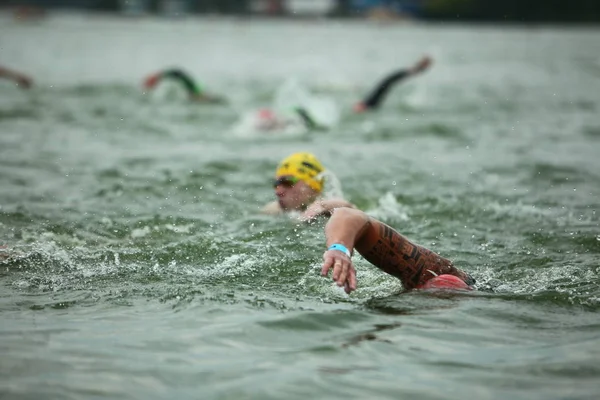 Belarus Minsk Julho 2018 Atletas Participantes Competições Natação Minsk Triathlon — Fotografia de Stock