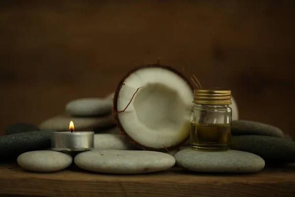 Kokosolie Voor Massage Pebble Kaars — Stockfoto