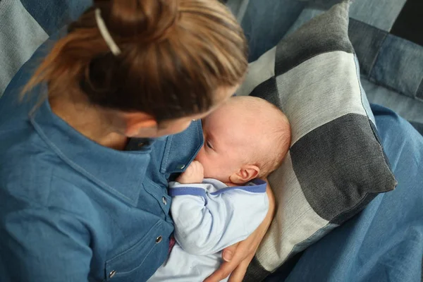 Breast Feeding Mom Baby — Stock Photo, Image