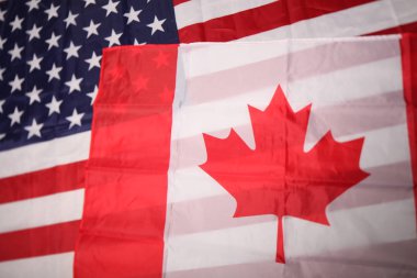 Amerikan ve Kanada bayrağı
