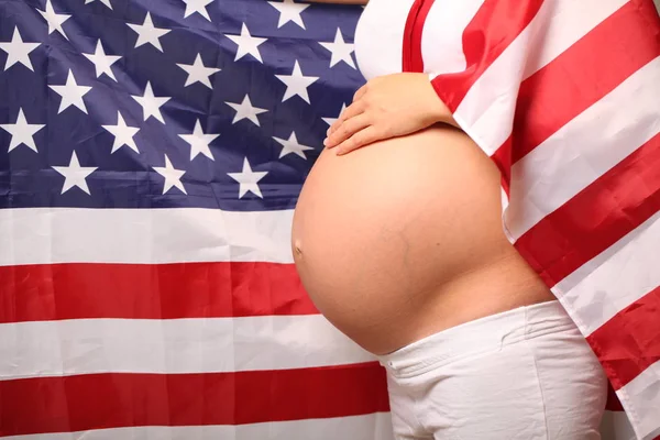 Fertiliteten Hos America Konceptet Gravid Flicka Och Amerikanska Flaggan — Stockfoto