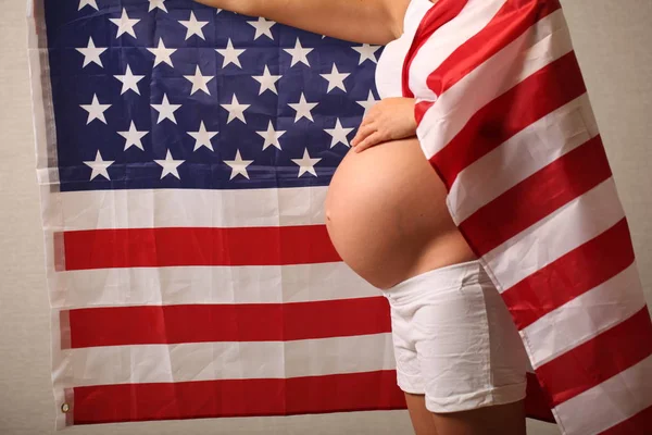 Fertilidad América Concepto Chica Embarazada Bandera Americana — Foto de Stock