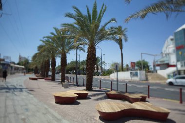 İsrail, Eilat, Haziran 2018. Eilat gün kentsel mimari sokak şehir beldesi.
