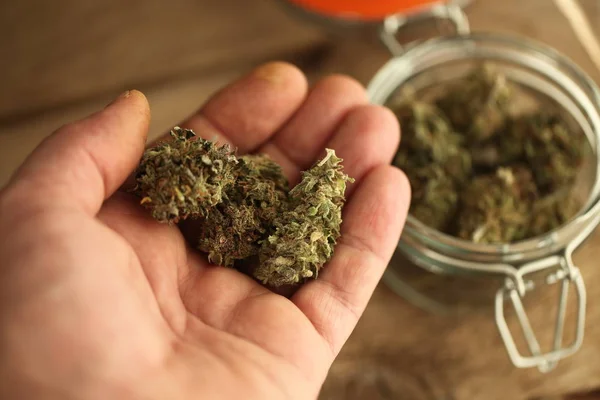 Cannabis Medicinal Marijuana Frasco Vidro — Fotografia de Stock