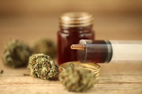 Primer plano recreación marihuana medicinal cannabis aceite cbd — Foto de Stock