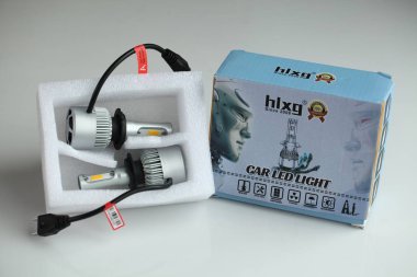 Beyaz Rusya, Minsk, 17 Mart. Çin araba için led lamba yaptı