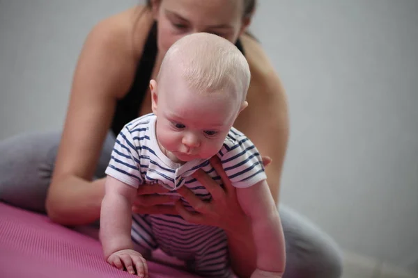 Mother Playing Baby Boy — Stock Photo, Image