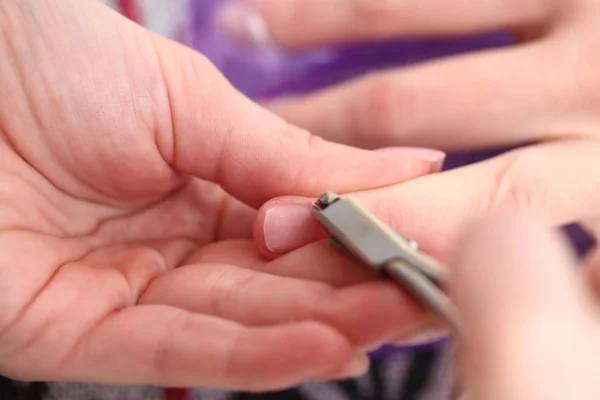 Lavorazione Manicure Unghie Femminile — Foto Stock