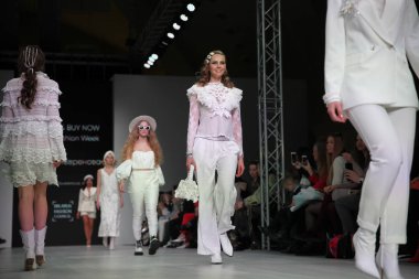 Beyaz Rusya, Minsk, 13 Nisan 2019. Belarus desi defile