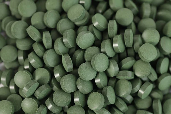 Zielone Spirulina Chlorella Organiczne Detox Tabletki — Zdjęcie stockowe