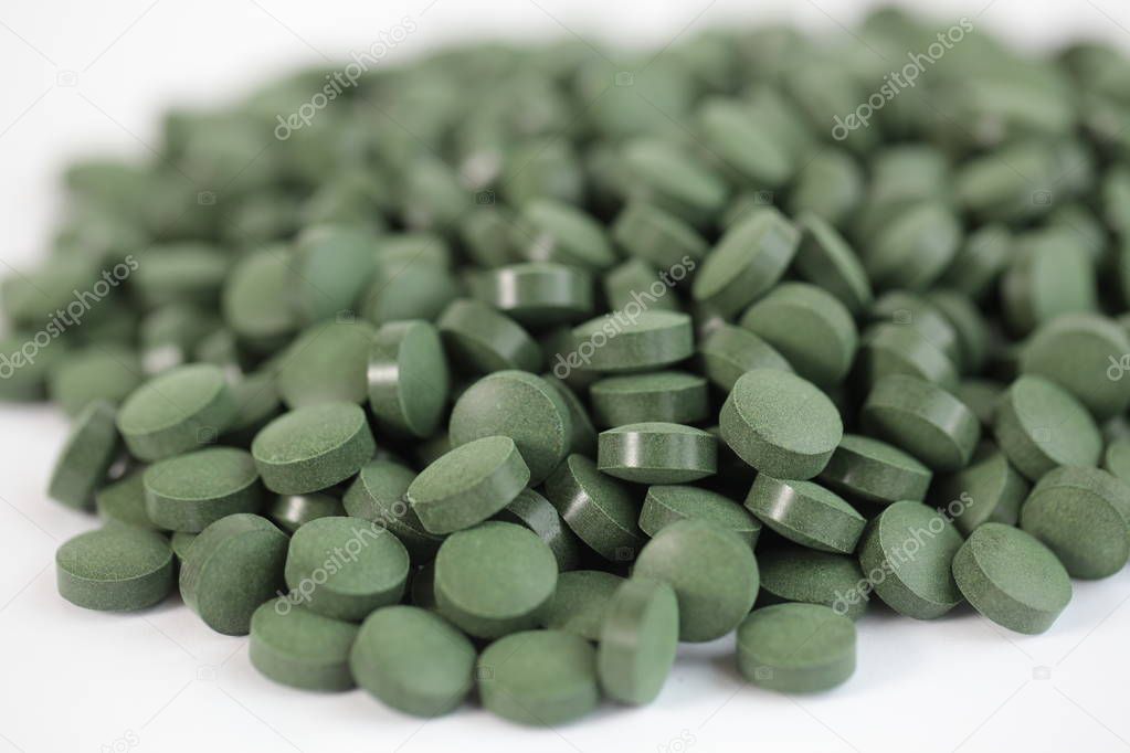 green spirulina chlorella organic detox tablets
