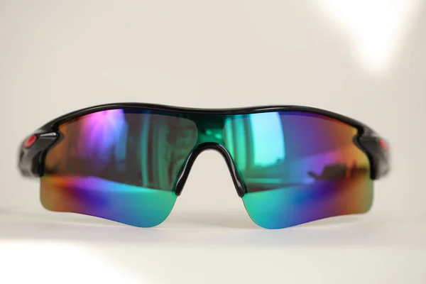 Fashion sports sunglasses plastic frame