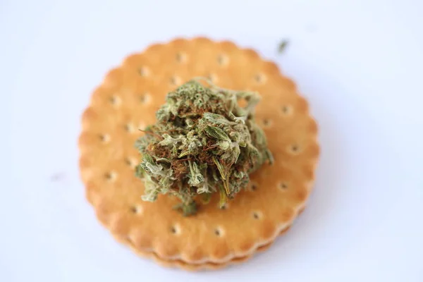 Maconha Medicinal Cannabis Seca Com Biscoitos — Fotografia de Stock