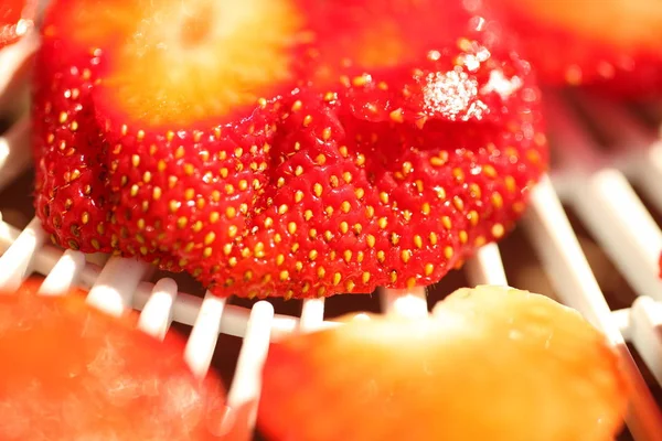 Morangos Fatiados Secador Frutas Rack Seco — Fotografia de Stock