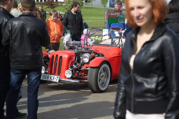 Bielorrusia Abril 2014 Festival Internacional Retro Auto Minsk Volante Viejo — Foto de Stock