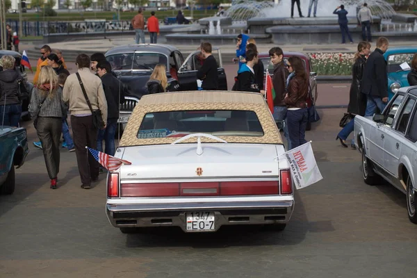 Bielorrusia Abril 2014 Festival Internacional Retro Auto Minsk Volante Viejo — Foto de Stock