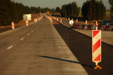 Modern beton karayolu hız yolu inşaatı
