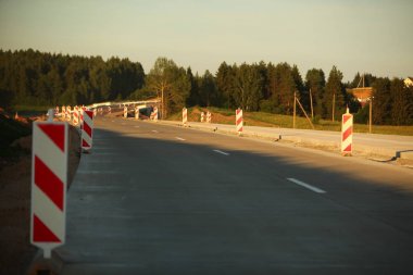 Modern beton karayolu hız yolu inşaatı