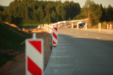 Modern beton karayolu hız yolu inşaatı