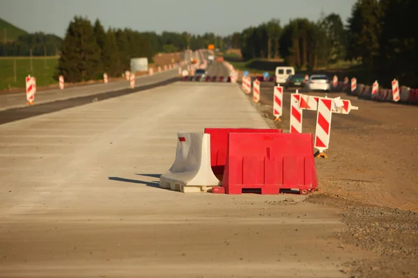 Construction of the road of modern concrete high-speed highway. — Stock Photo, Image