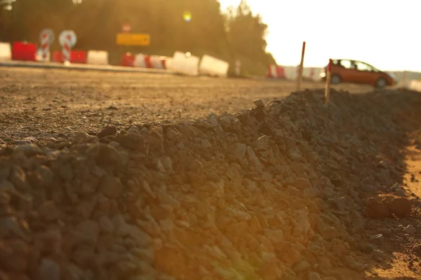 Budowa drogi nowoczesnej betonowej szybkiej autostrady. — Zdjęcie stockowe