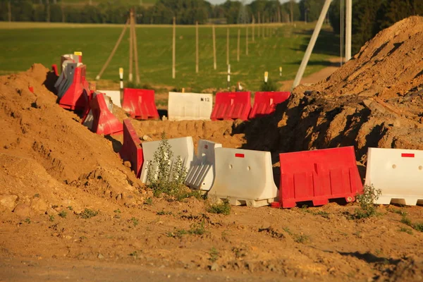 Budowa drogi nowoczesnej betonowej szybkiej autostrady. — Zdjęcie stockowe