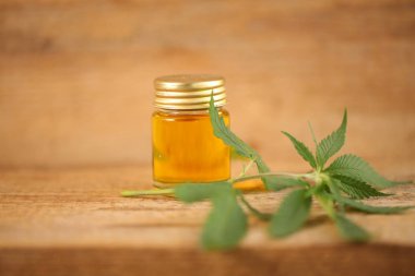 Tıbbi marihuana esrar cbd yağı 