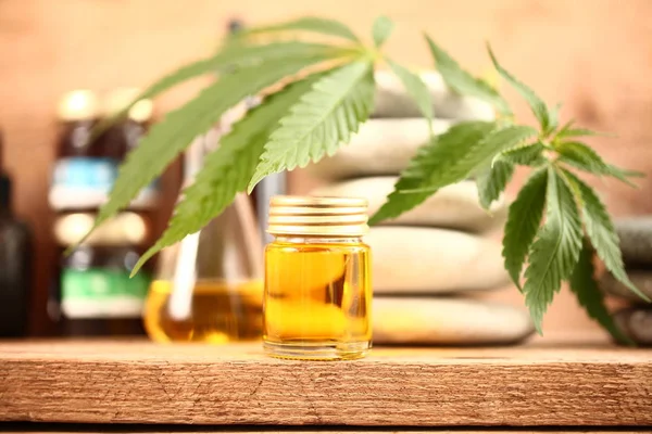 Lékařská marihuana konopí cbd olej — Stock fotografie