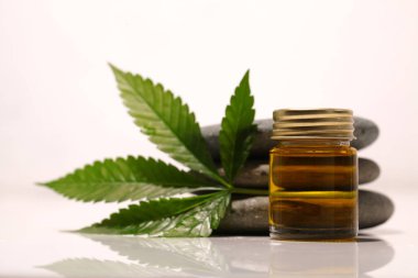 Tıbbi marihuana esrar cbd yağı