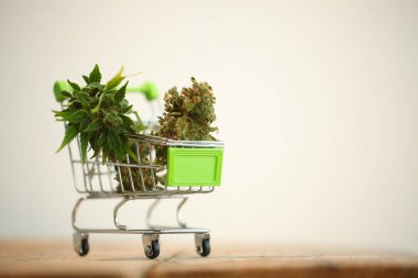 Süpermarket tramvayı marihuana tıbbi esrar cbd.