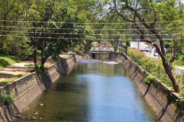 Sri Lanka, Colombo, Mart 2014. pencere araba yol manzara görünüm
