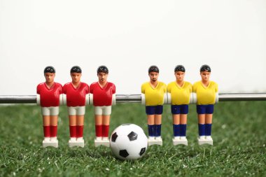 Langırt masası futbolcuları.