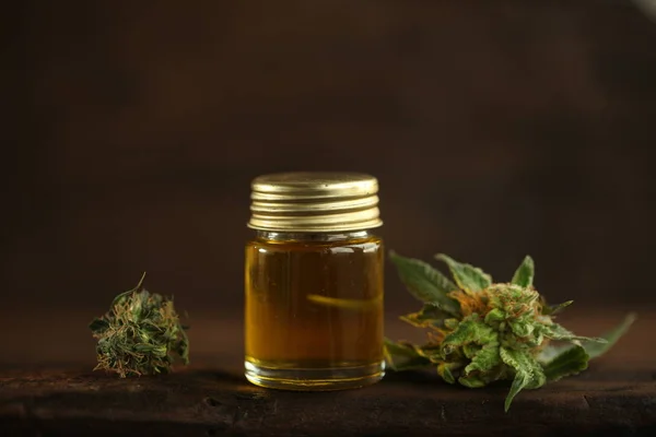 Maconha medicinal óleo de cannabis cbd — Fotografia de Stock