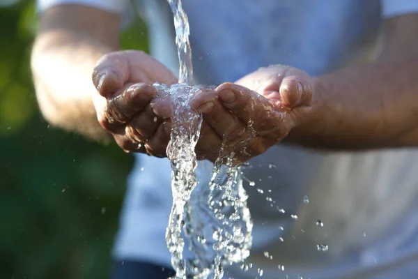 Muslim Man Washes His Hands Prayer Ritual Cleansing — Stock Photo, Image