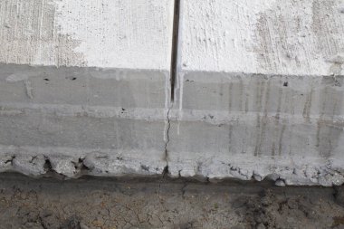 çimento yol inşaatı genişletildi. Yıkanmış beton teknoloji