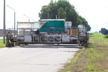 beton döşeme kompleks yol yapımı. Belarus, Minsk, 2020