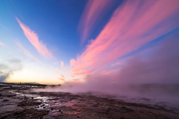 Strokkur Gejzír Geotermális Területen Izland — Stock Fotó