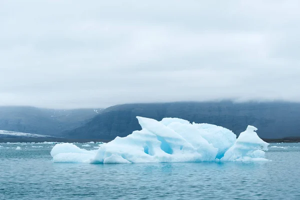 Islândia Paisagem Iceberg Lagoa Glacial Jokulsarlon Perto Geleira Vatnajokull Atração — Fotografia de Stock