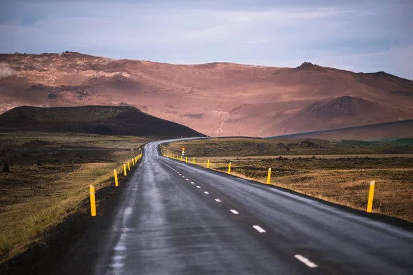 Weg Highway Ijsland Geothermische Vallei Van Hverir Buurt Van Namafjall — Stockfoto