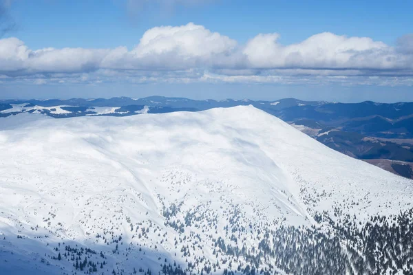 Kış Sezonu Güzel Pics Güneşli Hava Bulutlu Sırt Görünümünü — Stok fotoğraf