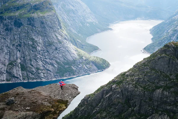 Una Delle Escursioni Più Popolari Della Norvegia Lago Ringedalsvatnet Vista — Foto Stock