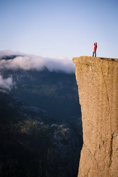 Preikestolen cliff, Noruega — Fotografia de Stock