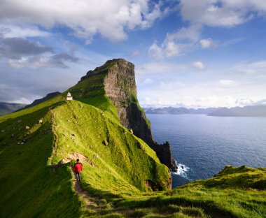 Kalsoy adasındaKallur Deniz Feneri, Faroe adaları