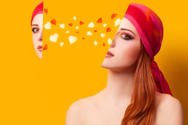 Redhead women with heart shapes — Stock Photo, Image